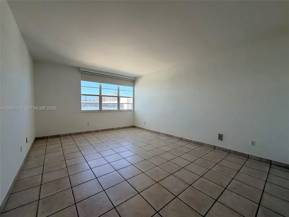 100 Lincoln Rd #1410 Miami Beach, FL 33139