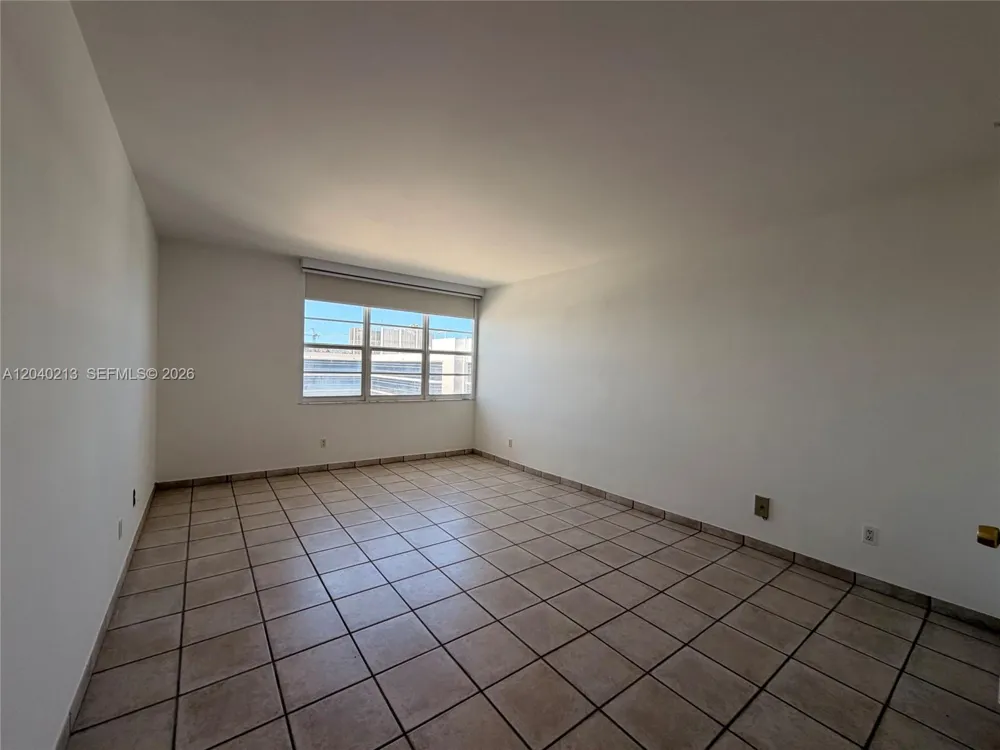 100 Lincoln Rd #1410 Miami Beach, FL 33139