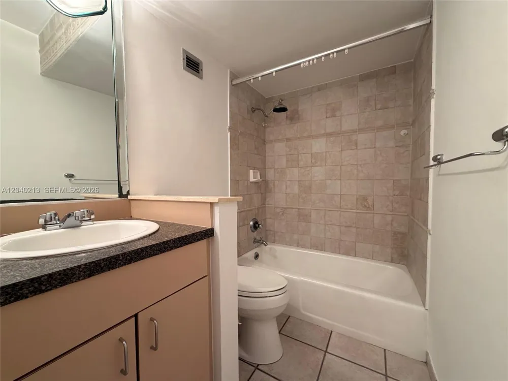 100 Lincoln Rd #1410 Miami Beach, FL 33139