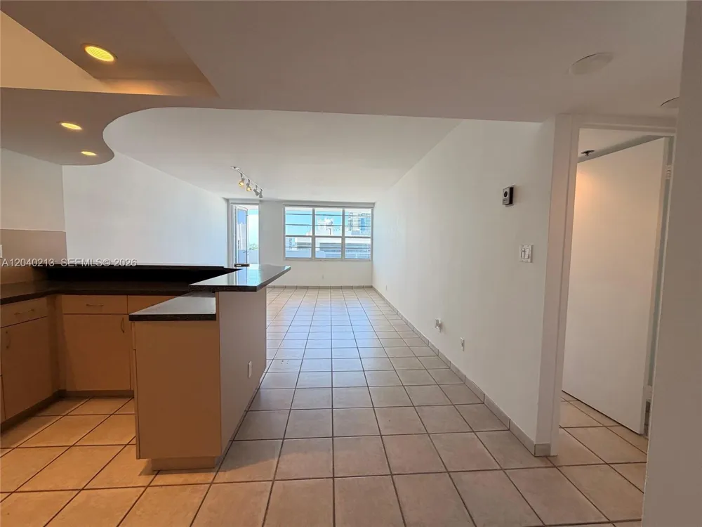 100 Lincoln Rd #1410 Miami Beach, FL 33139