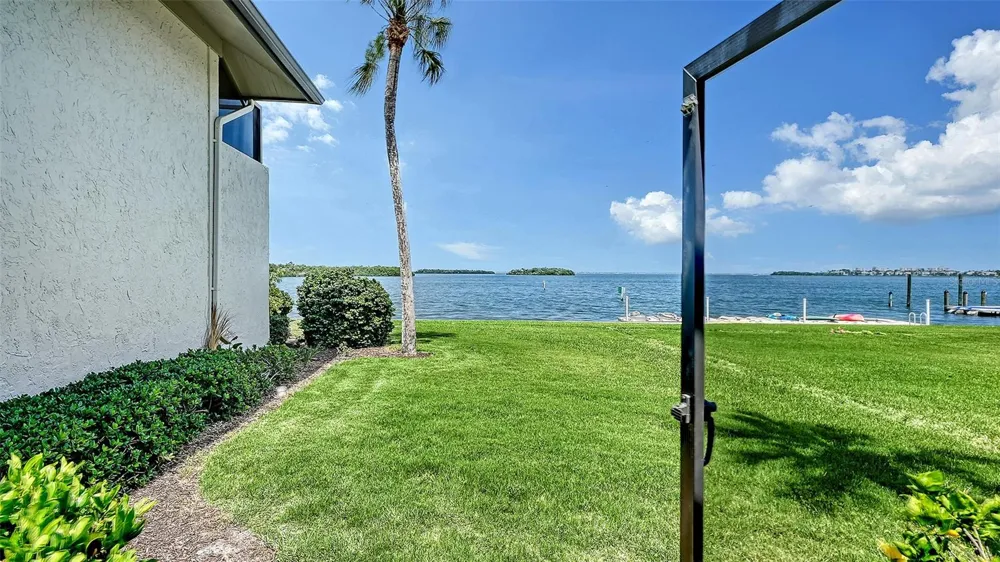 4234 GULF OF MEXICO DRIVE #M1 Longboat Key, FL 34228