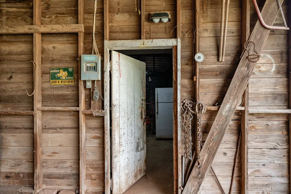 1527 CR 165 Rochester, TX 79544