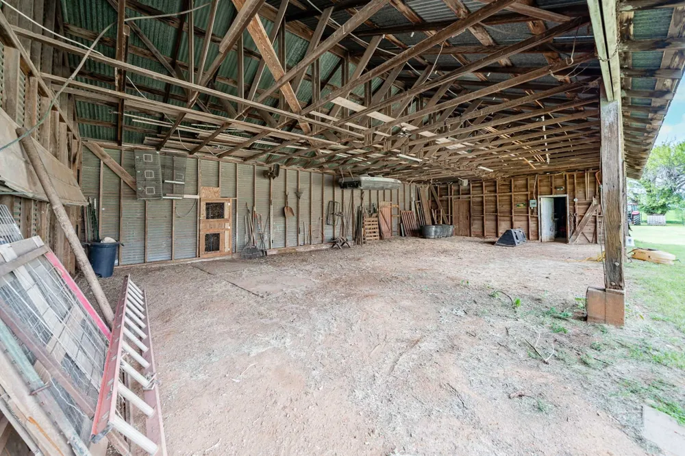 1527 CR 165 Rochester, TX 79544