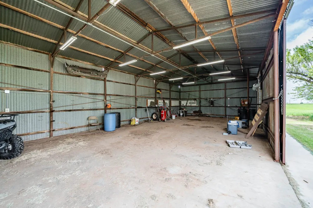 1527 CR 165 Rochester, TX 79544