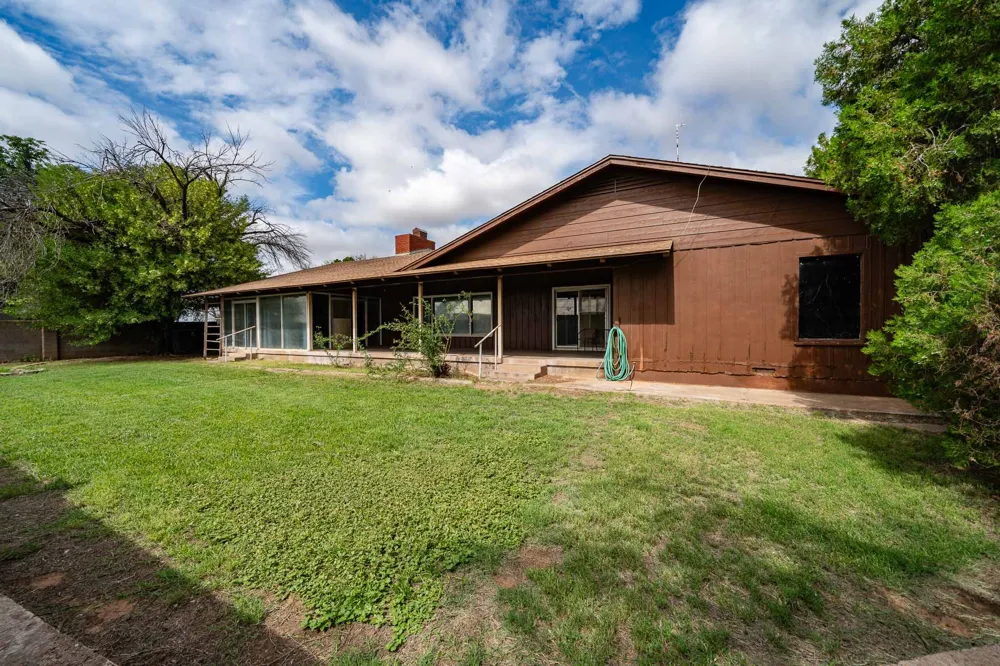 1527 CR 165 Rochester, TX 79544