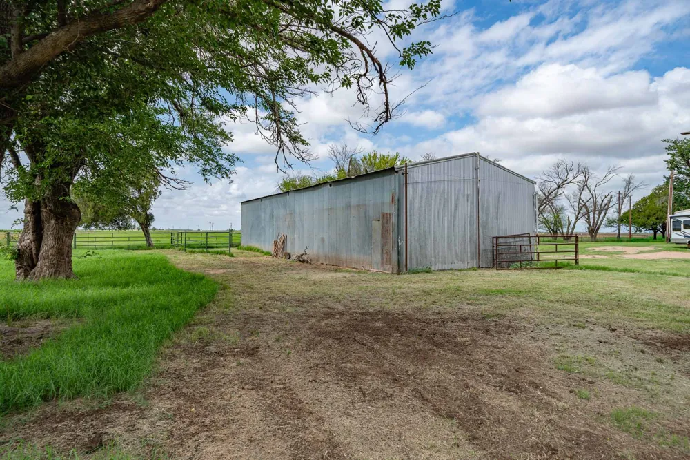 1527 CR 165 Rochester, TX 79544