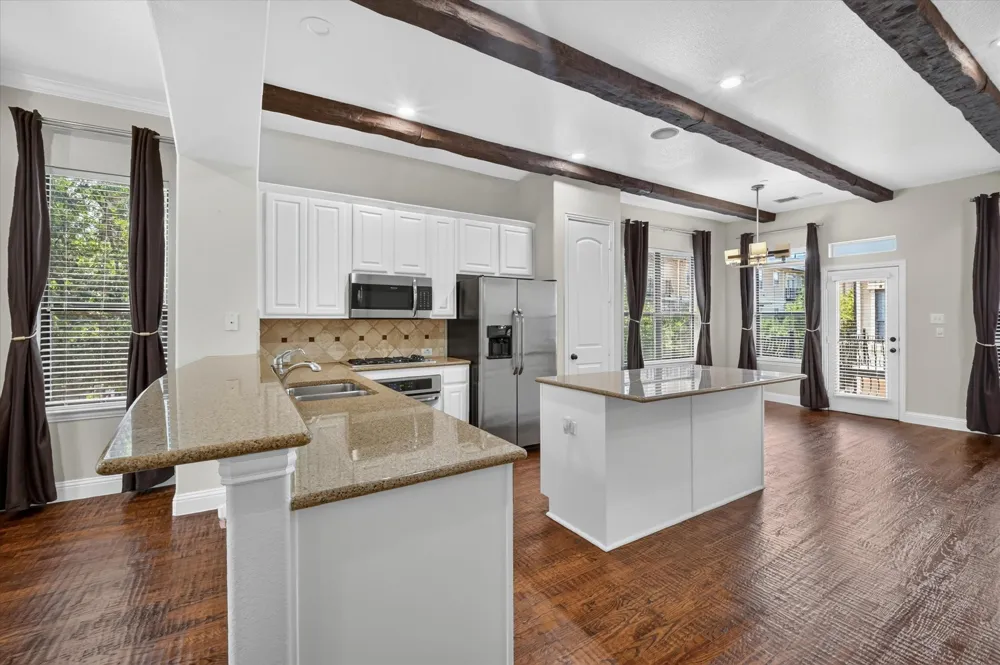 5729 Lunsford Road Plano, TX 75024