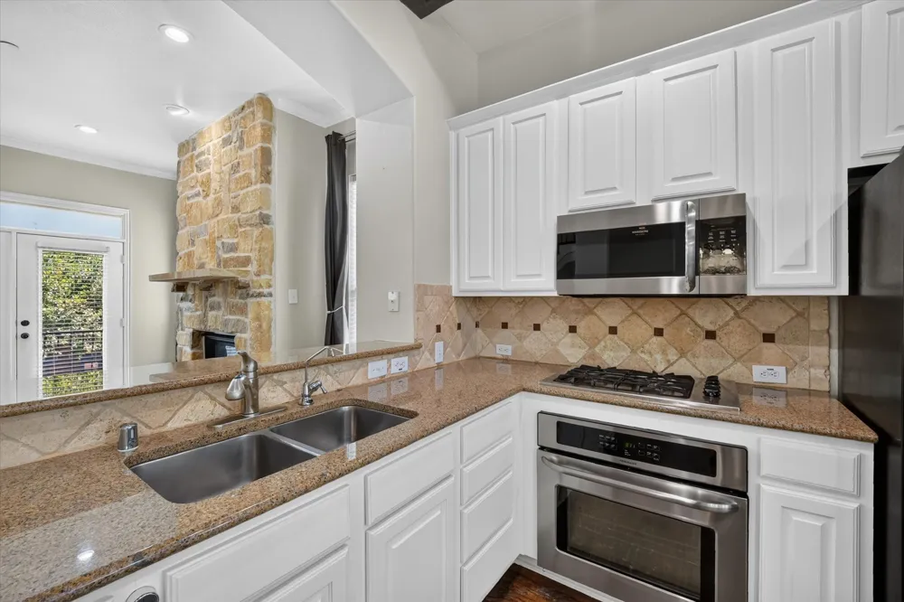 5729 Lunsford Road Plano, TX 75024