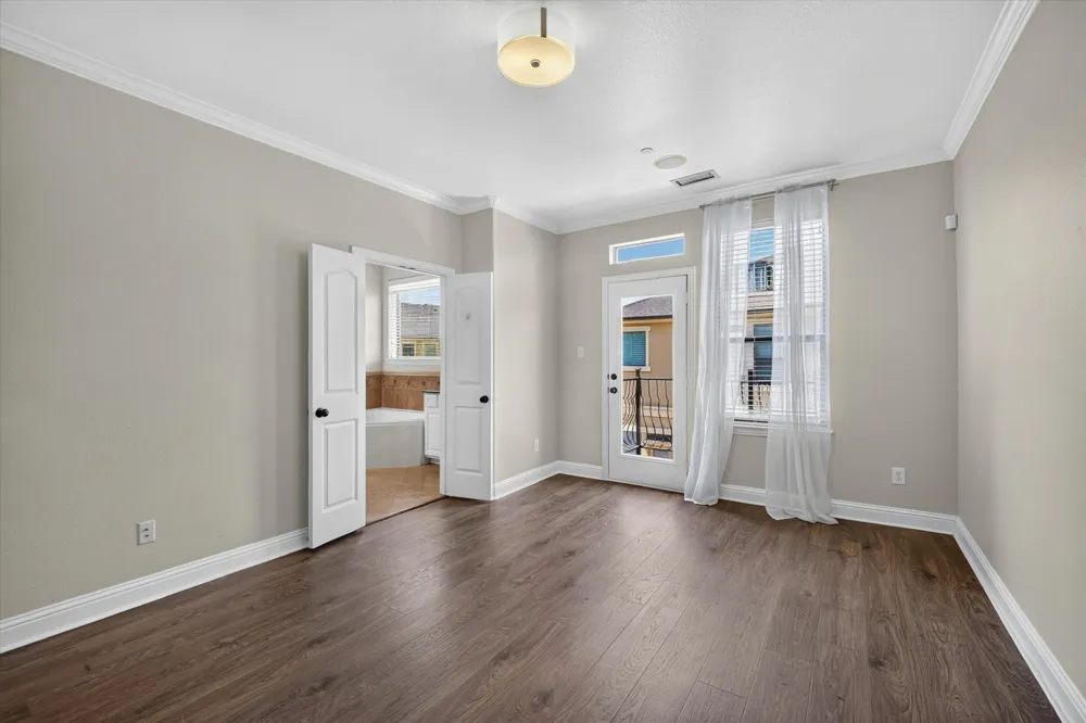 5729 Lunsford Road Plano, TX 75024