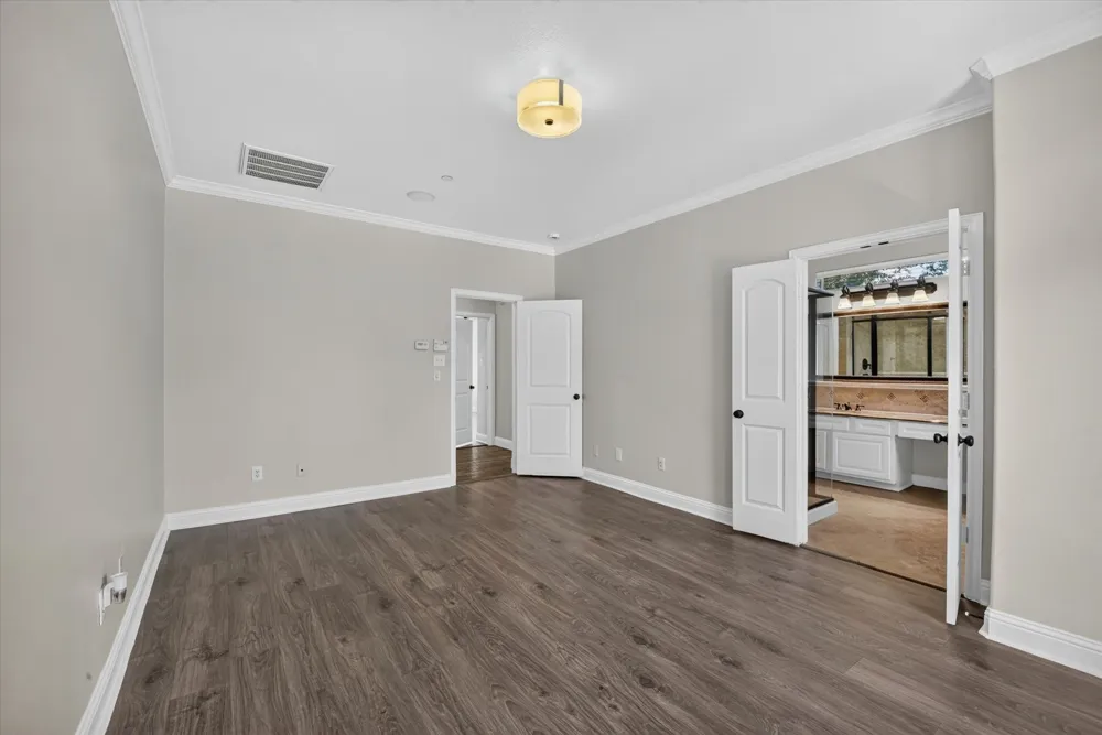 5729 Lunsford Road Plano, TX 75024