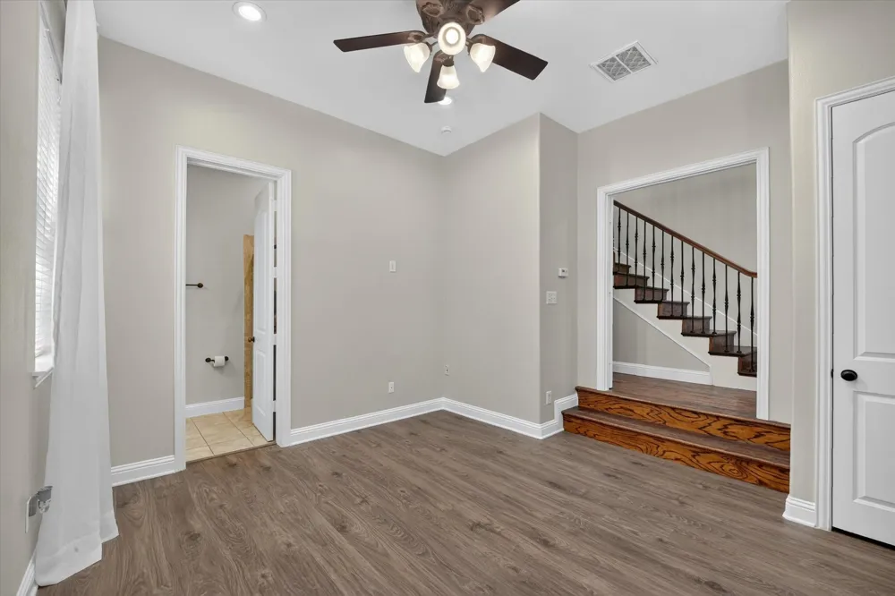 5729 Lunsford Road Plano, TX 75024