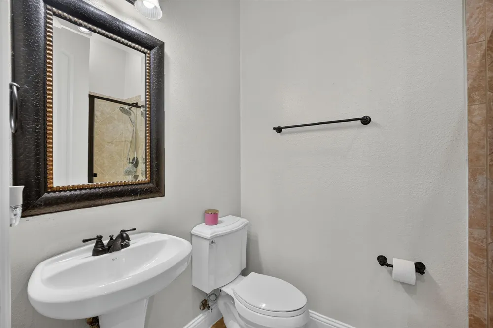 5729 Lunsford Road Plano, TX 75024