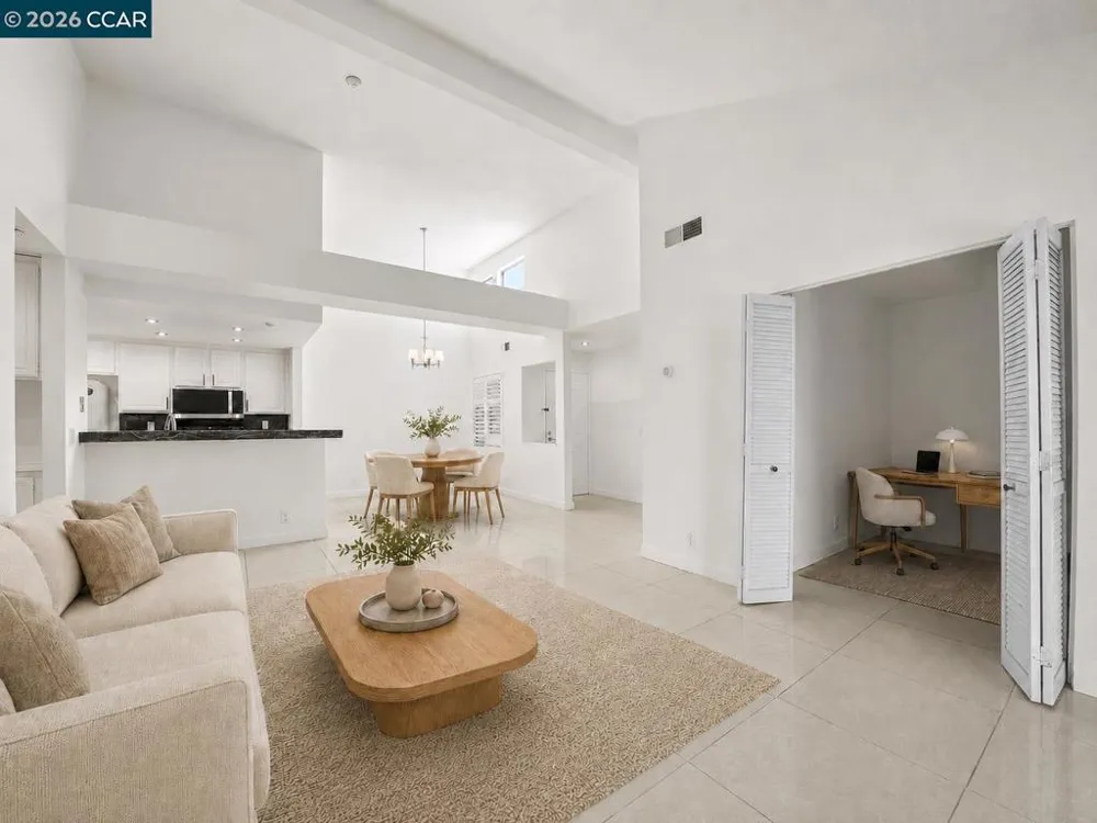 6204 Buena Vista Dr #B Newark, CA 94560