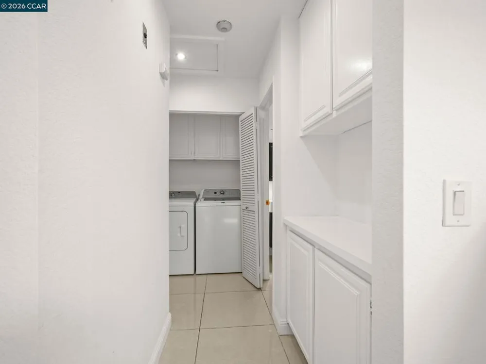 6204 Buena Vista Dr #B Newark, CA 94560