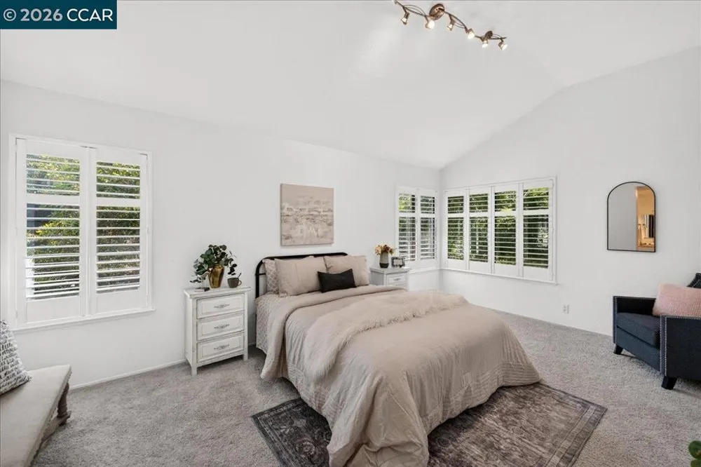 6204 Buena Vista Dr #B Newark, CA 94560