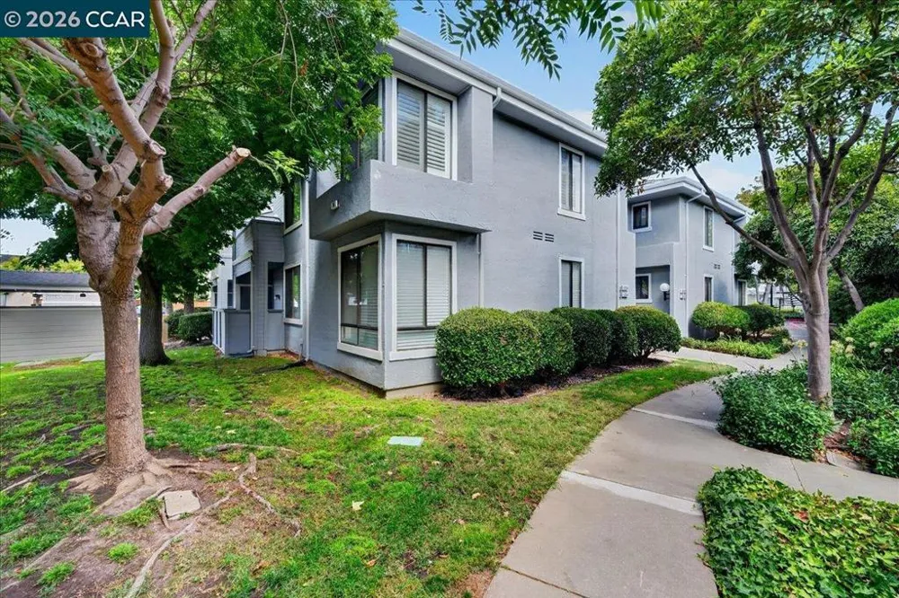 6204 Buena Vista Dr #B Newark, CA 94560