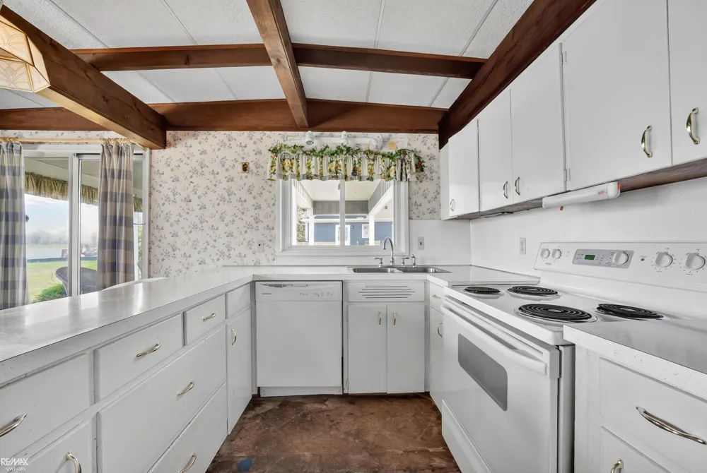 8563 South Channel Drive Clay Township, MI 48028