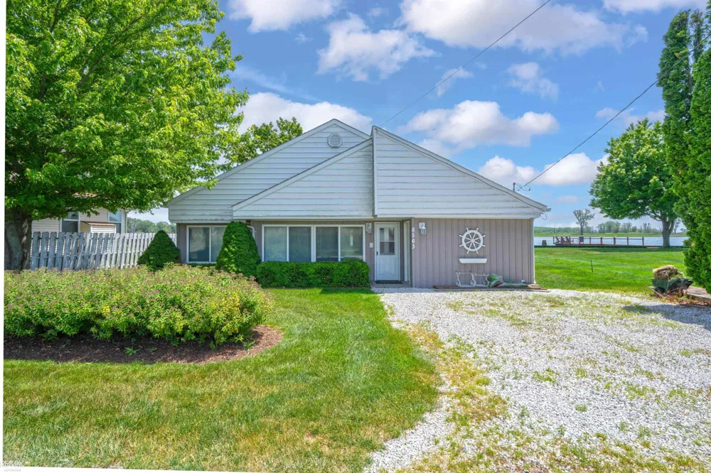 8563 South Channel Drive Clay Township, MI 48028