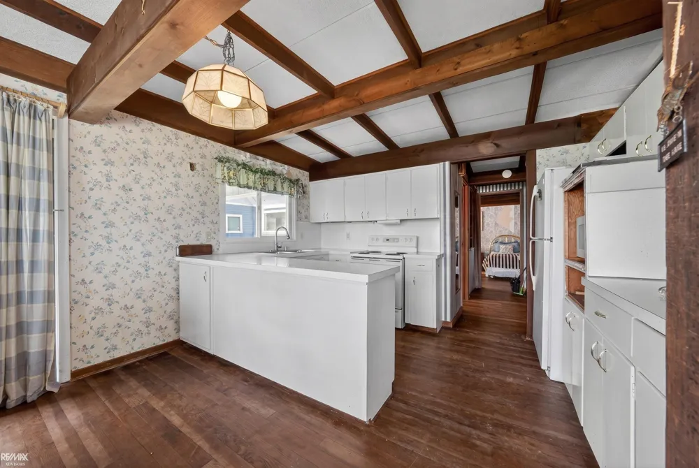 8563 South Channel Drive Clay Township, MI 48028