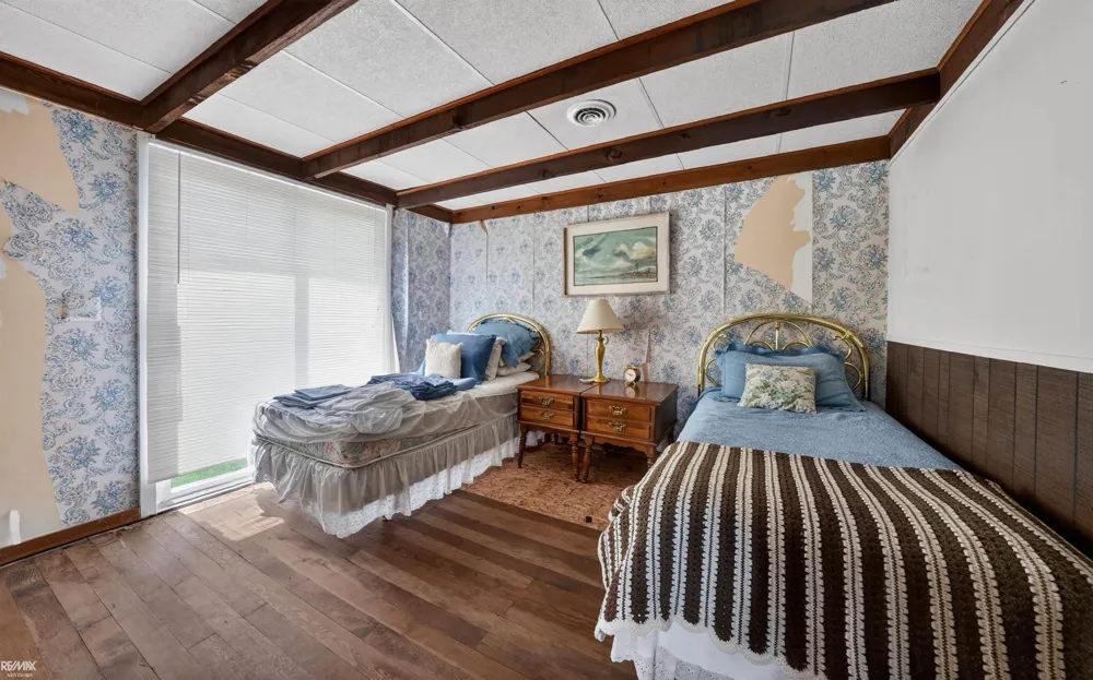 8563 South Channel Drive Clay Township, MI 48028