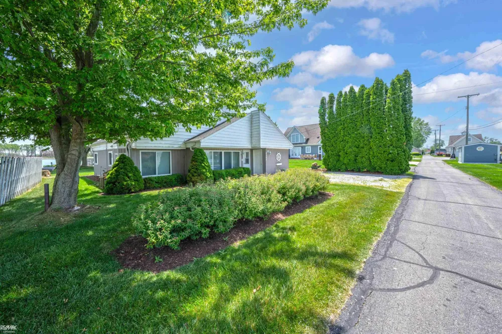 8563 South Channel Drive Clay Township, MI 48028