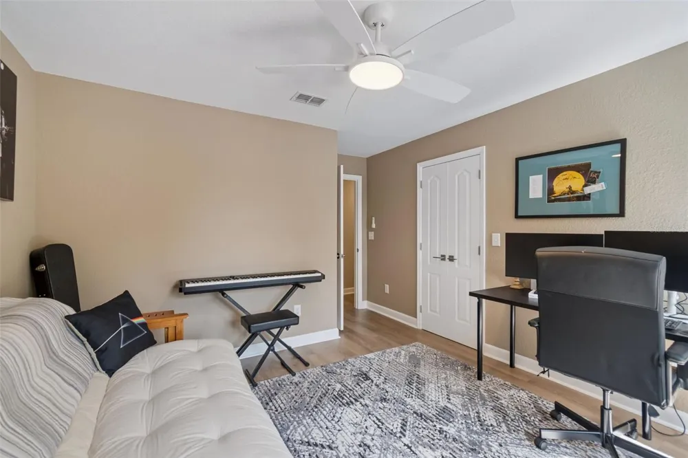 708 SEABOARD PLACE #708 Tampa, FL 33602