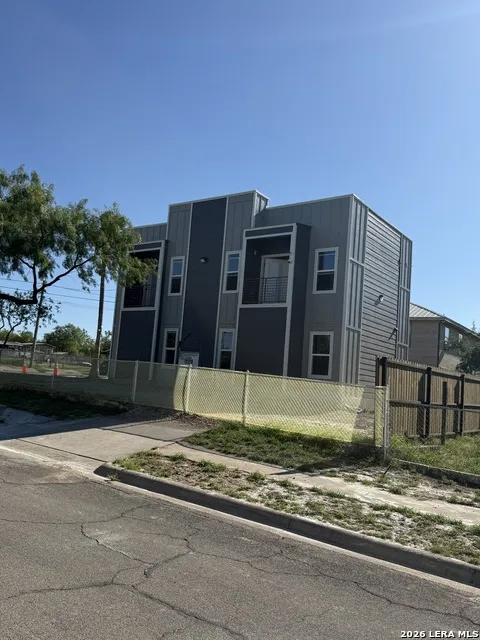 1991 KING ARTHUR ST Unit 1 AND 2