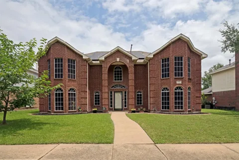 1808 Trinity Hill