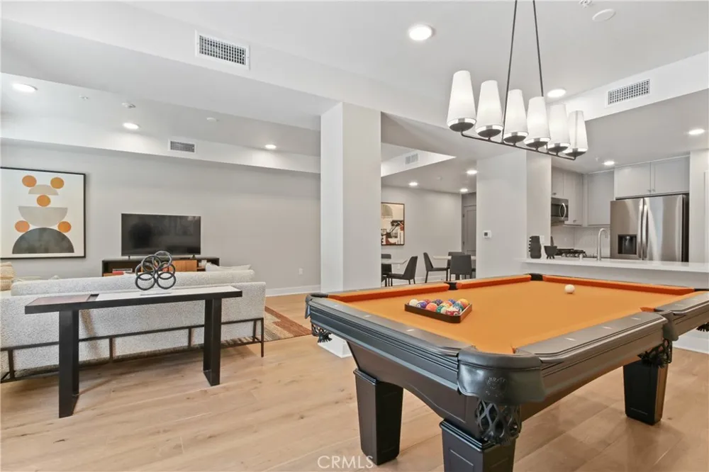 927 Deep Valley Drive #206 Rolling Hills Estates, CA 90274