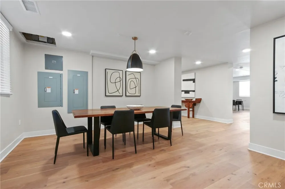 927 Deep Valley Drive #206 Rolling Hills Estates, CA 90274