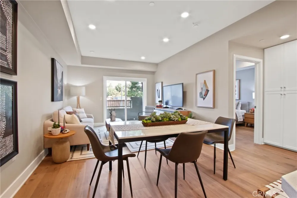 927 Deep Valley Drive #224 Rolling Hills Estates, CA 90274