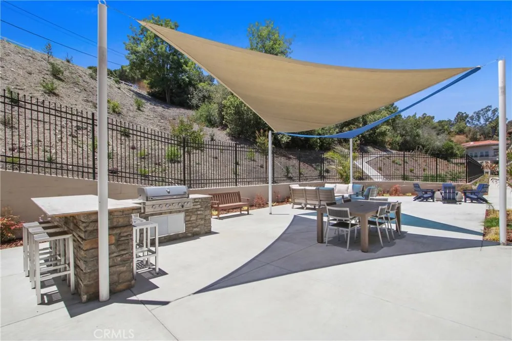927 Deep Valley Drive #224 Rolling Hills Estates, CA 90274