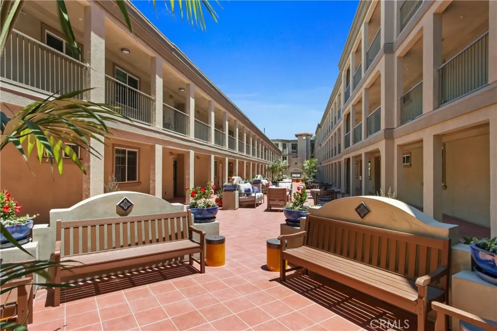 927 Deep Valley Drive #224 Rolling Hills Estates, CA 90274