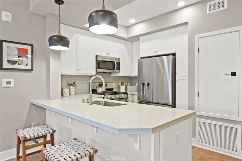 927 Deep Valley Drive #224 Rolling Hills Estates, CA 90274
