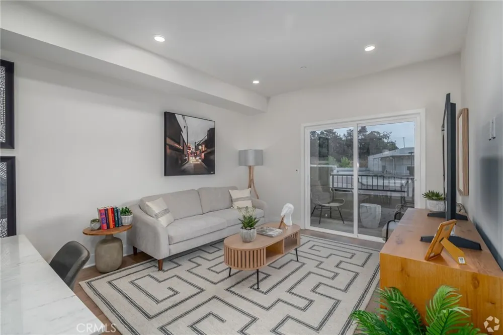 927 Deep Valley Drive #224 Rolling Hills Estates, CA 90274