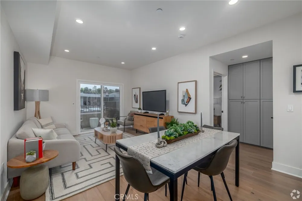 927 Deep Valley Drive #224 Rolling Hills Estates, CA 90274