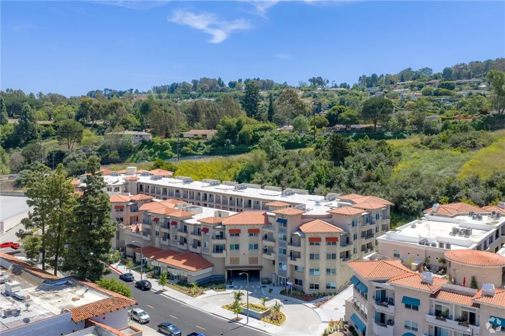 927 Deep Valley Drive #224 Rolling Hills Estates, CA 90274