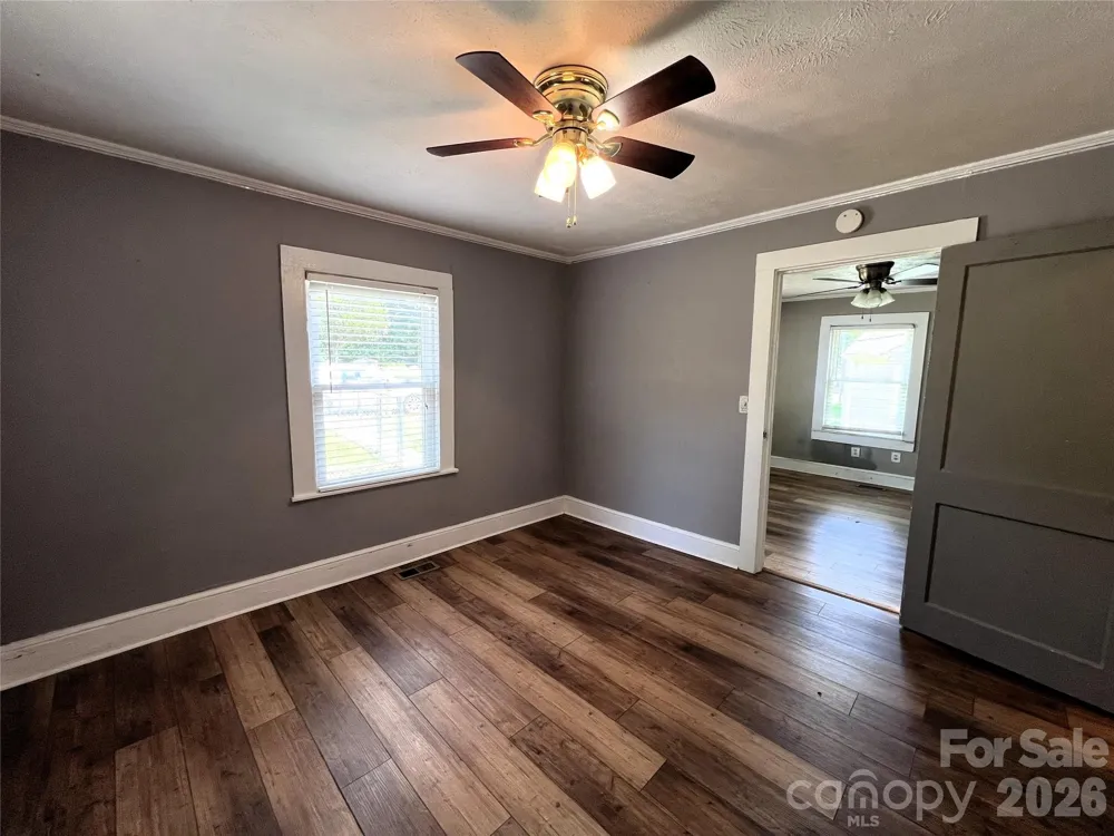 409 S Maple Street Dallas, NC 28034