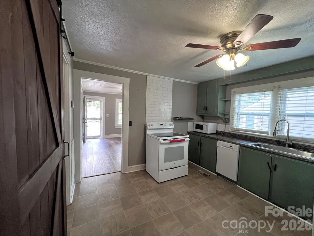 409 S Maple Street Dallas, NC 28034