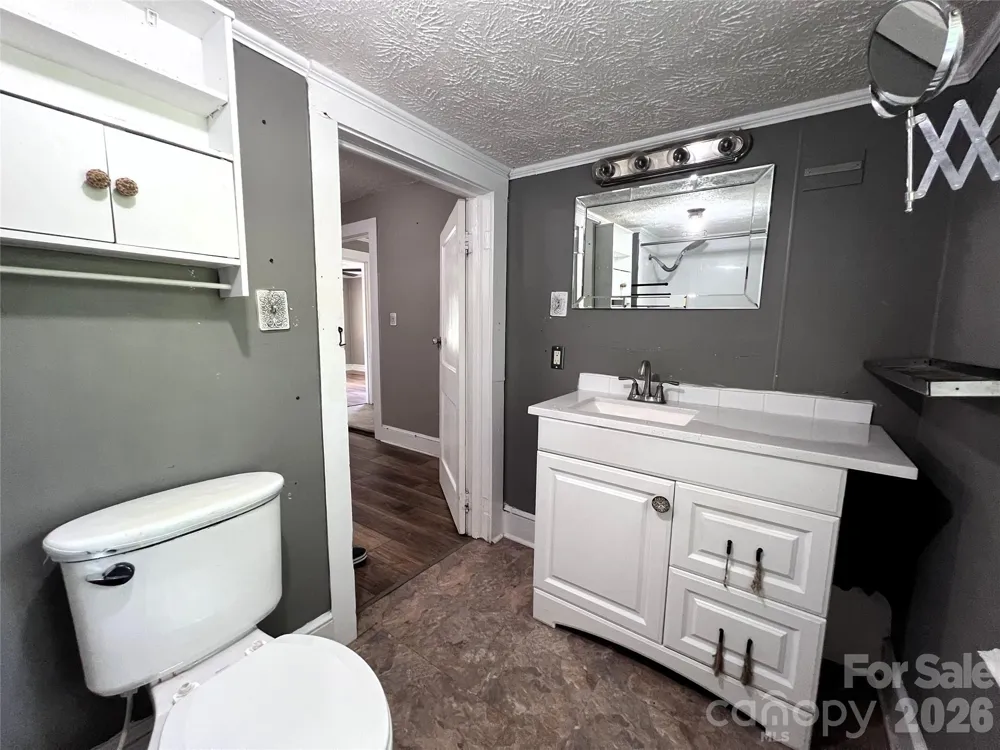 409 S Maple Street Dallas, NC 28034