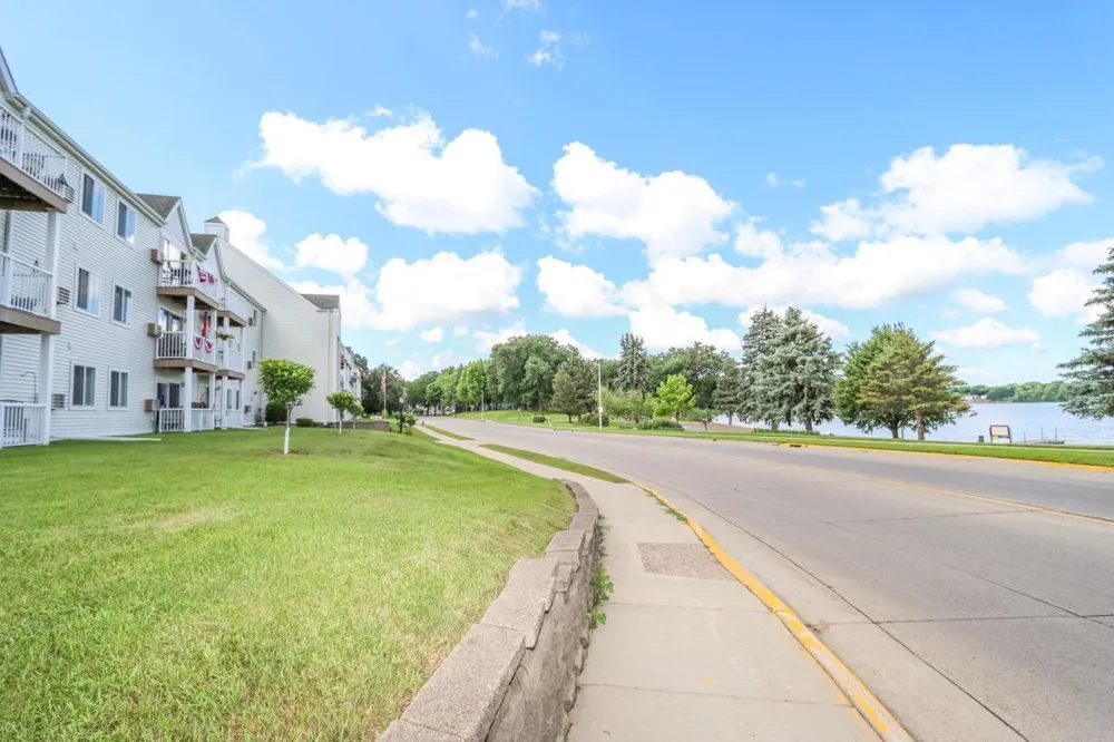 101 Albion Avenue #307 Fairmont, MN 56031