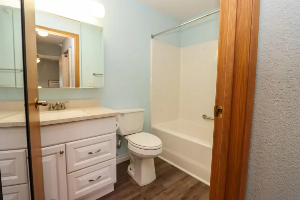 101 Albion Avenue #307 Fairmont, MN 56031