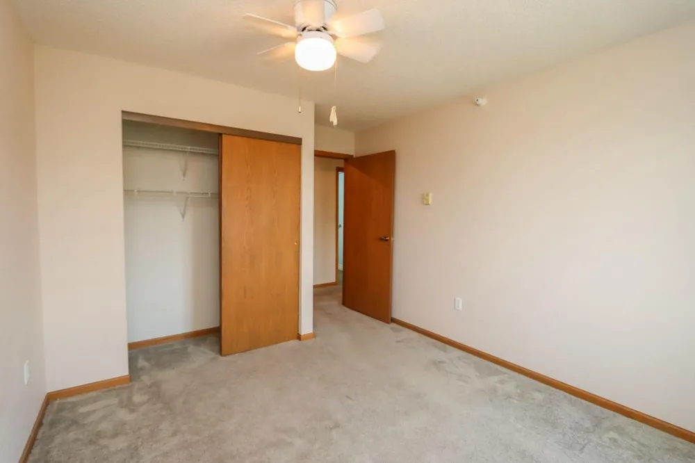 101 Albion Avenue #307 Fairmont, MN 56031