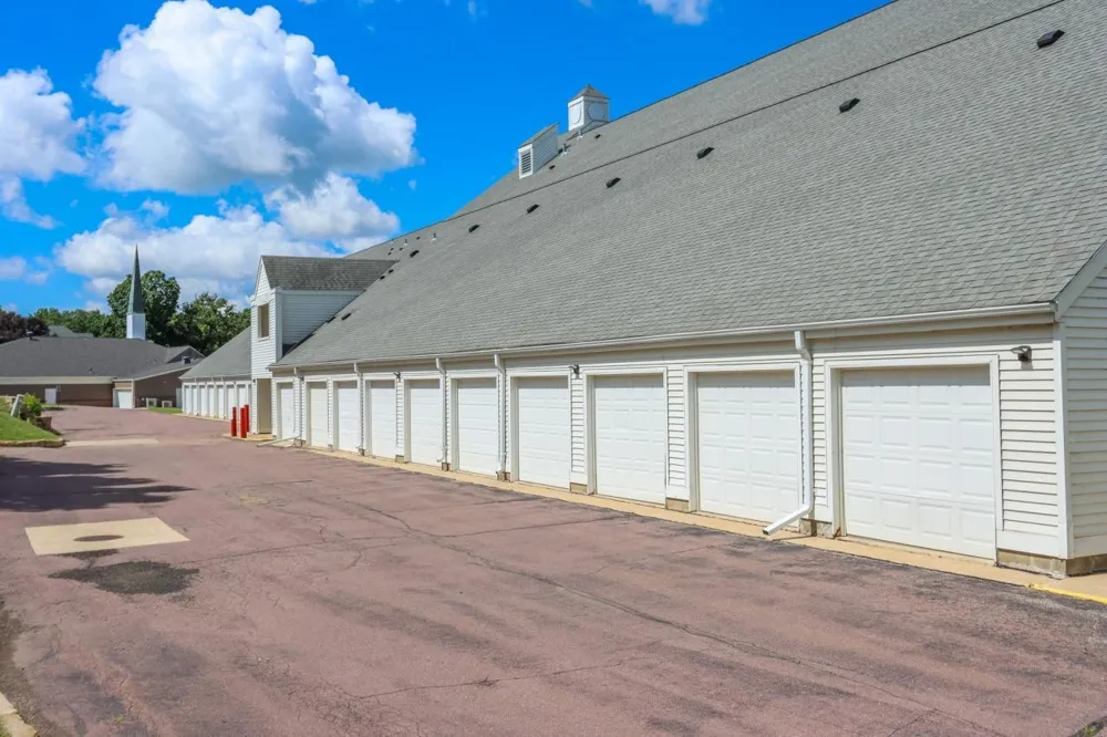101 Albion Avenue #307 Fairmont, MN 56031
