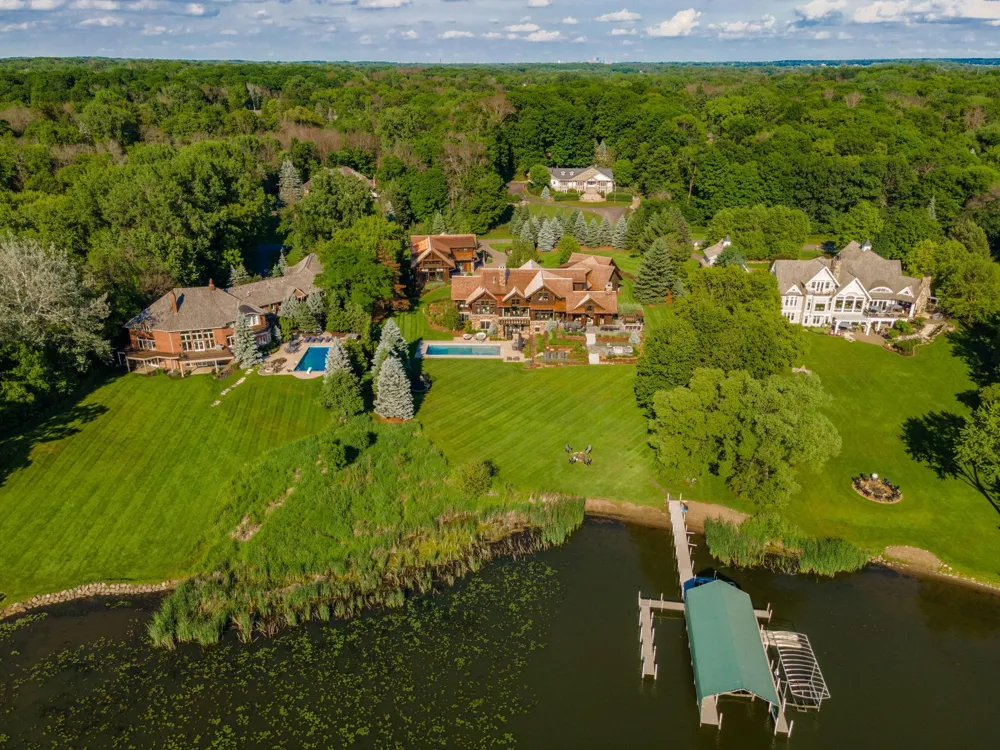 475 Oxford Road Orono, MN 55356
