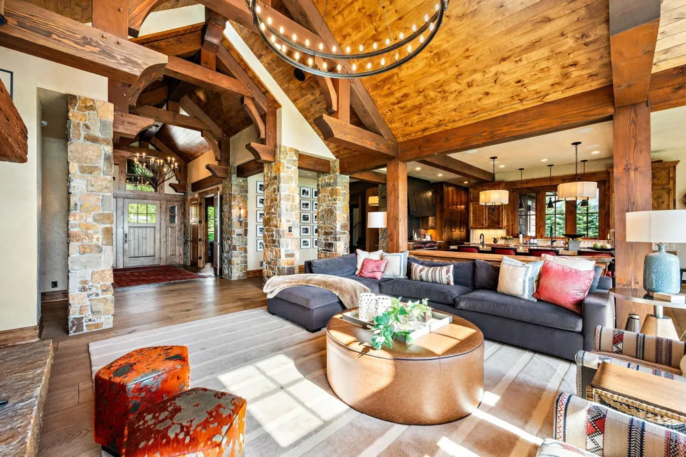 475 Oxford Road Orono, MN 55356