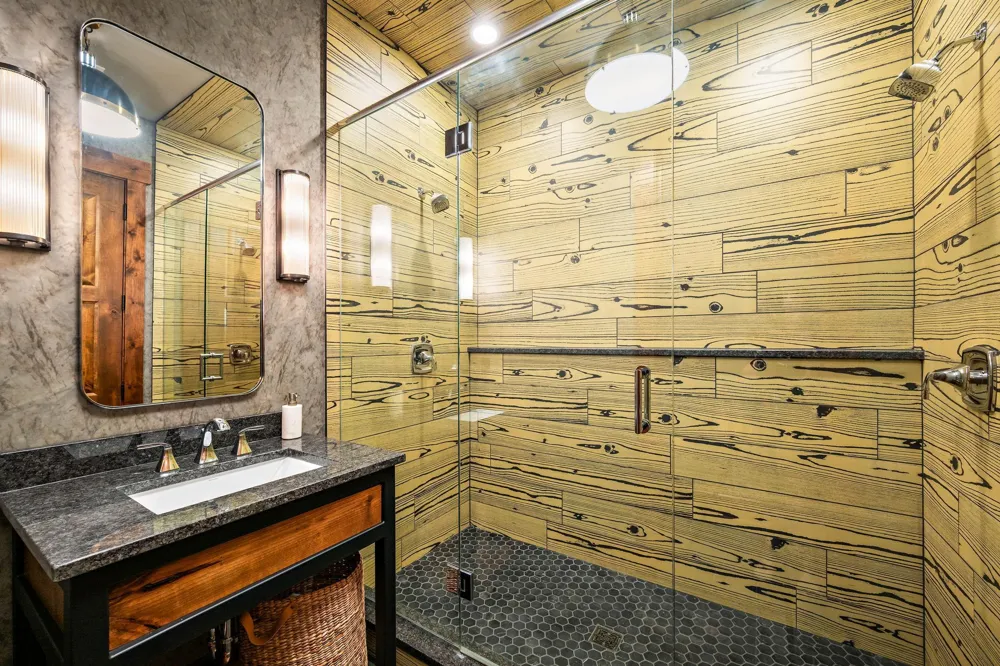 475 Oxford Road Orono, MN 55356