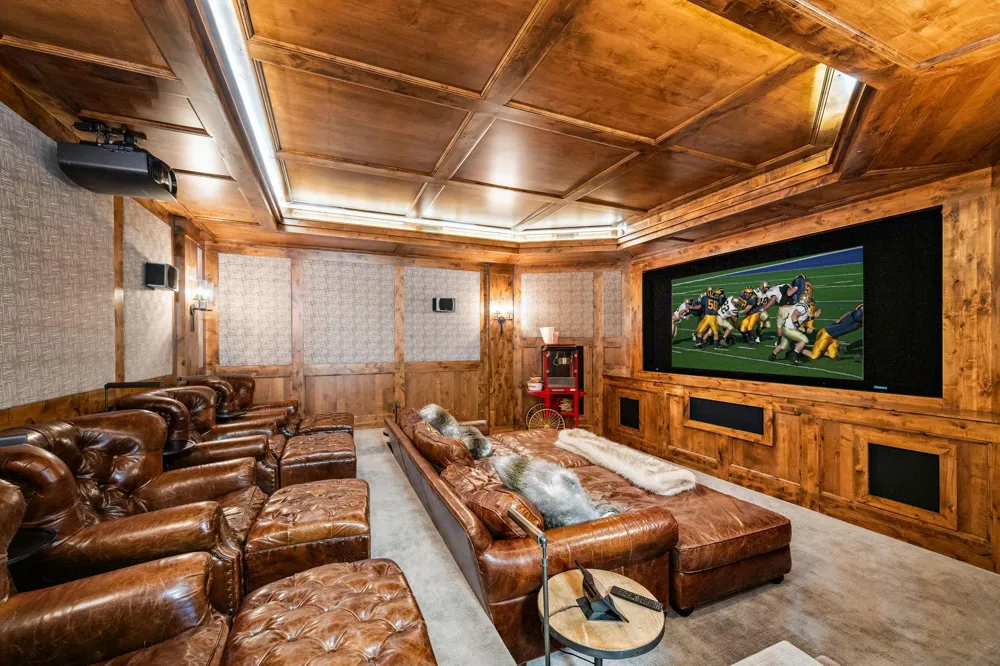 475 Oxford Road Orono, MN 55356