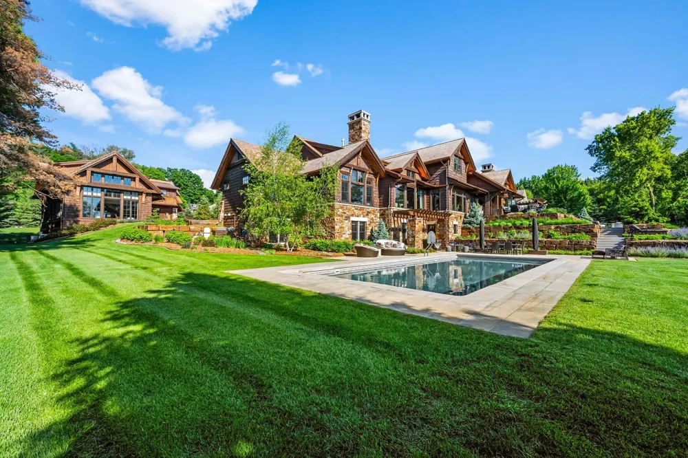 475 Oxford Road Orono, MN 55356