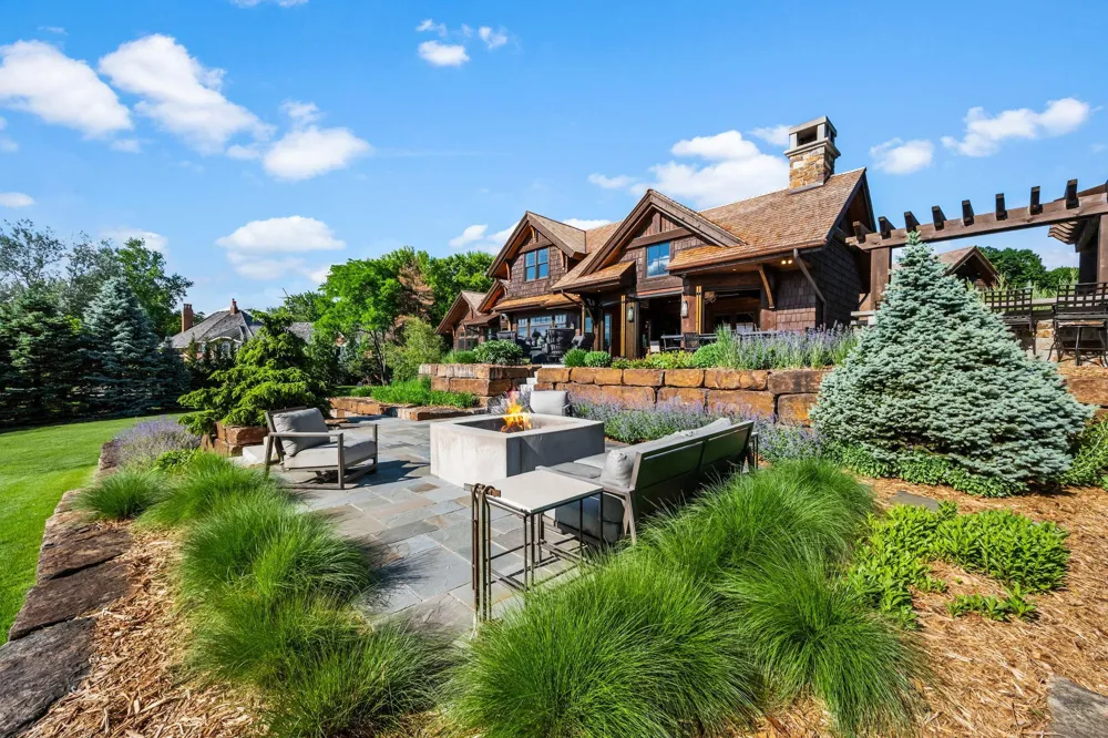 475 Oxford Road Orono, MN 55356